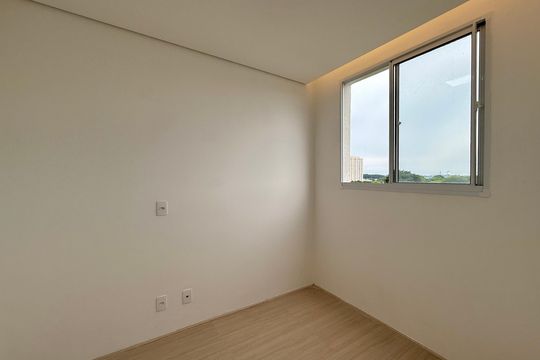 Quarto 1 de apartamento para alugar com 2 quartos, 34m² em Jardim São Luís, São Paulo