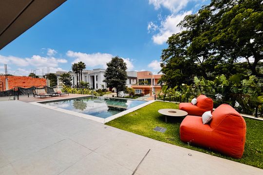 Piscina  de casa de condomínio à venda com 6 quartos, 620m² em Alphaville, Santana de Parnaíba