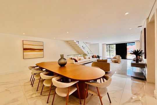 Sala de jantar  de casa de condomínio à venda com 6 quartos, 620m² em Alphaville, Santana de Parnaíba