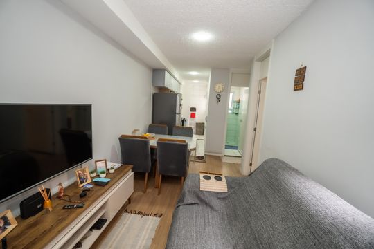 Sala de apartamento para alugar com 2 quartos, 40m² em Bonsucesso, Rio de Janeiro