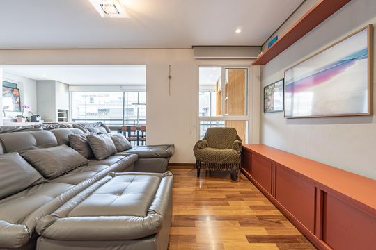 Sala de apartamento para alugar com 3 quartos, 133m² em Bosque da Saúde, São Paulo