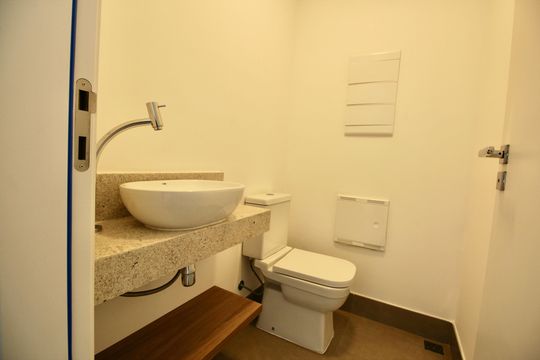 Lavabo de apartamento para alugar com 1 quarto, 55m² em Boqueirão, Santos