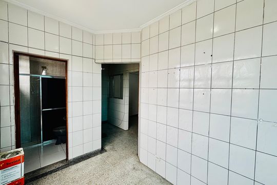 Cozinha de apartamento para alugar com 1 quarto, 40m² em Jardim Miragaia, São Paulo