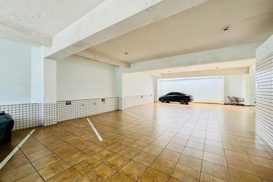 Garagem de apartamento para alugar com 1 quarto, 40m² em Jardim Miragaia, São Paulo