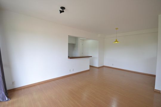 Sala de apartamento para alugar com 2 quartos, 70m² em Ferreira, São Paulo