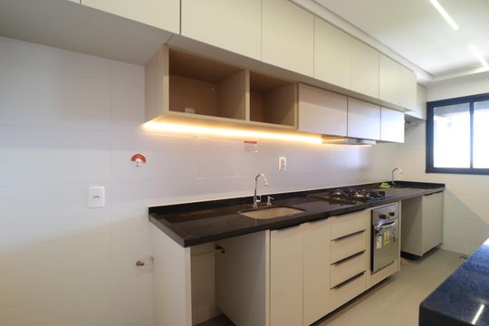 Cozinha de apartamento para alugar com 3 quartos, 115m² em Jardim Sul, Uberlândia