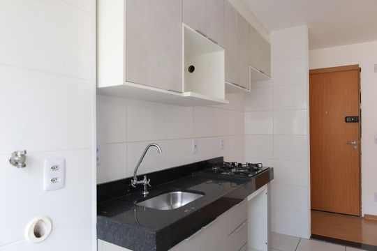 Cozinha de apartamento à venda com 2 quartos, 44m² em Colônia (zona Leste), São Paulo