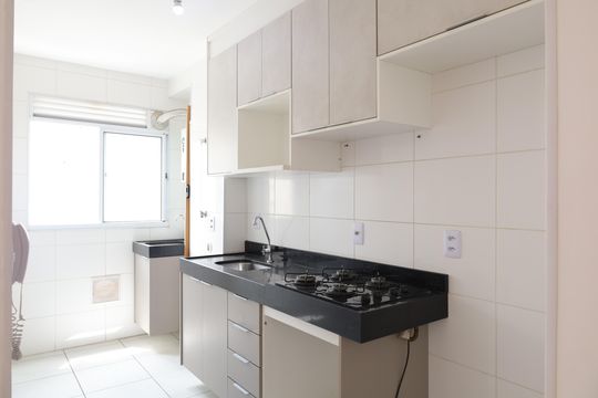 Cozinha de apartamento à venda com 2 quartos, 44m² em Colônia (zona Leste), São Paulo