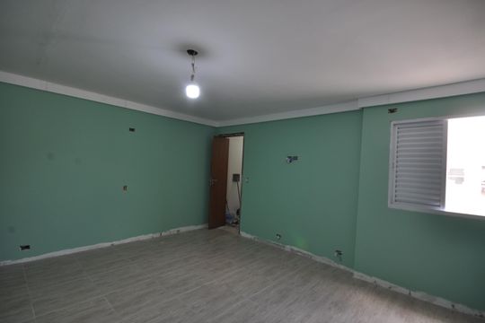 Quarto 3 de casa à venda com 4 quartos, 250m² em Vila Constança, São Paulo