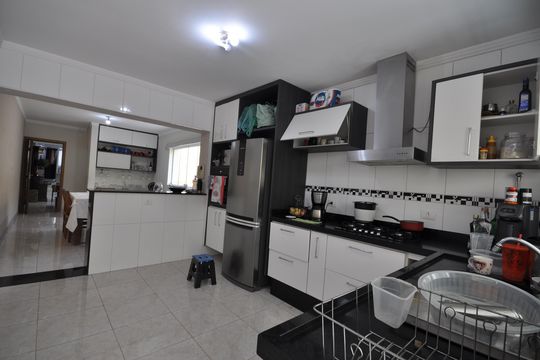 Cozinha de casa à venda com 4 quartos, 250m² em Vila Constança, São Paulo