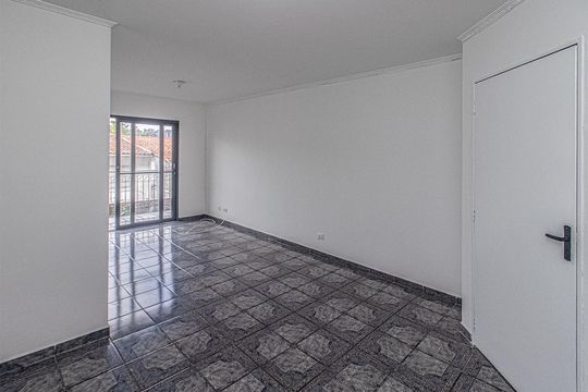sala_2 de casa para alugar com 1 quarto, 29m² em Vila Cristalia, São Paulo
