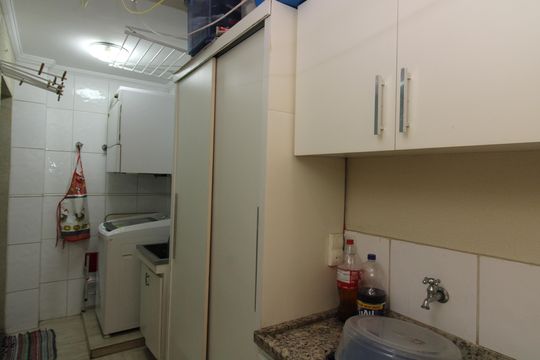 Área de Serviço de casa de condomínio para alugar com 3 quartos, 149m² em Vila Lais, São Paulo