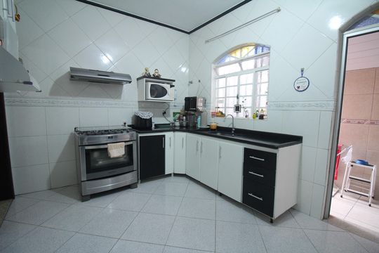 Cozinha de casa à venda com 4 quartos, 280m² em Eldorado, Contagem