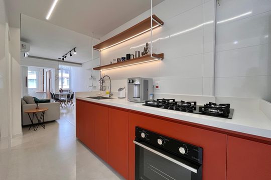 Cozinha de apartamento para alugar com 2 quartos, 70m² em Copacabana, Rio de Janeiro