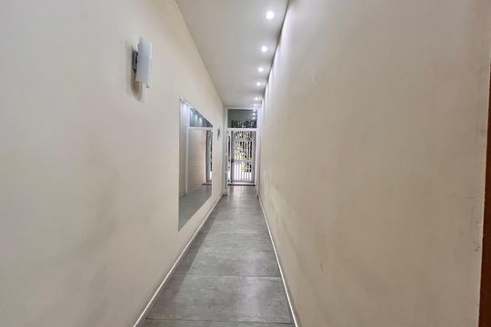Hall de entrada de apartamento para alugar com 2 quartos, 70m² em Copacabana, Rio de Janeiro