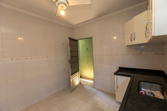 COZINHA de casa à venda com 2 quartos, 98m² em Jardim Flamboyant, Campinas