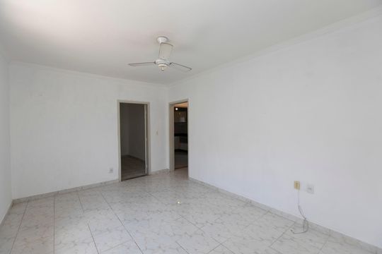 SALA de casa à venda com 2 quartos, 98m² em Jardim Flamboyant, Campinas