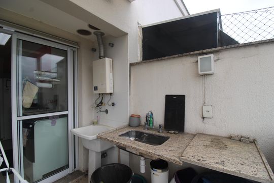 Área de serviço de apartamento à venda com 2 quartos, 140m² em Barra Olímpica, Rio de Janeiro