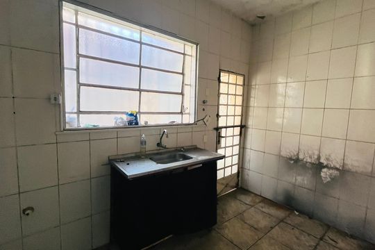 Casa à venda com 5 quartos, 304m² em Centro, Campinas