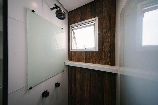 Banheiro de apartamento à venda com 2 quartos, 50m² em Vila Ré, São Paulo
