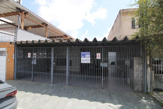 Fachada de casa à venda com 3 quartos, 120m² em Vila Buenos Aires, São Paulo