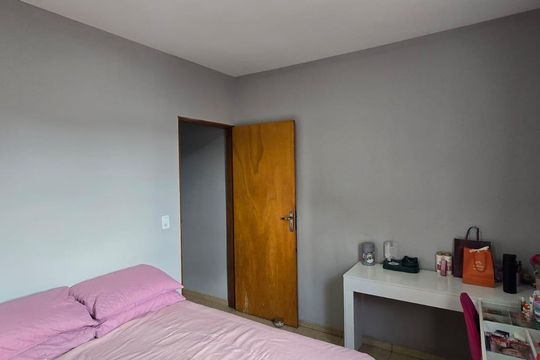 Quarto 02 de casa à venda com 3 quartos, 160m² em Jardim Cumbica, Guarulhos