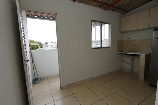 Cozinha de kitnet/studio para alugar com 1 quarto, 36m² em Jardinópolis, Belo Horizonte