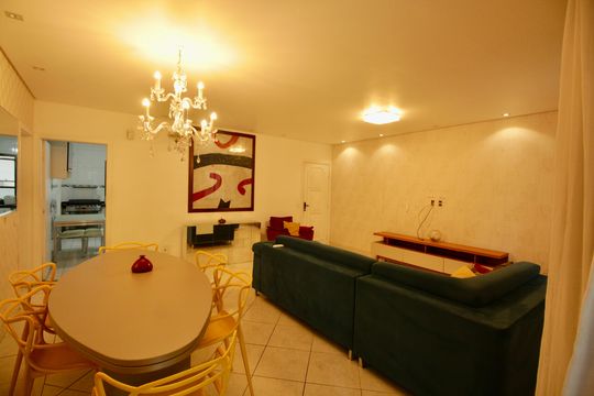 Sala de apartamento para alugar com 3 quartos, 133m² em Embaré, Santos
