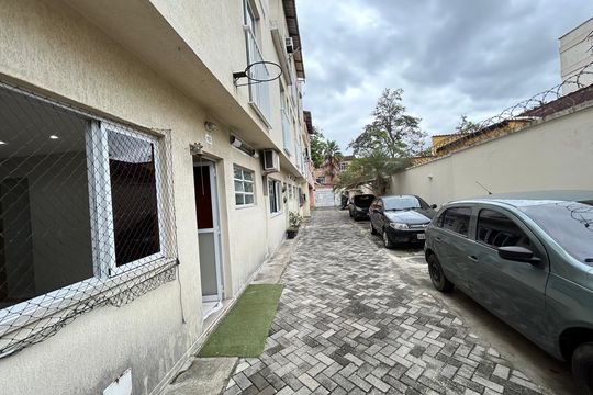 Área comum de casa para alugar com 3 quartos, 106m² em Todos Os Santos, Rio de Janeiro