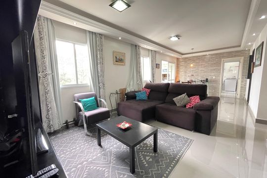 Apartamento à venda com 2 quartos, 109m² em Jardim Arpoador, São Paulo
