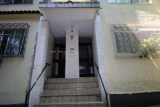 Fachada  de apartamento à venda com 2 quartos, 46m² em Irajá, Rio de Janeiro