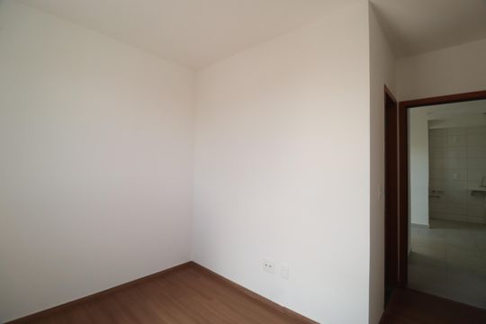 Quarto 1 - Suíte de apartamento para alugar com 2 quartos, 50m² em Jardim Patricia, Uberlândia