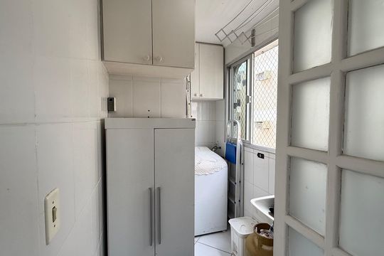Área de Serviço de apartamento para alugar com 4 quartos, 150m² em Balneario Cidade Atlantica, Guarujá