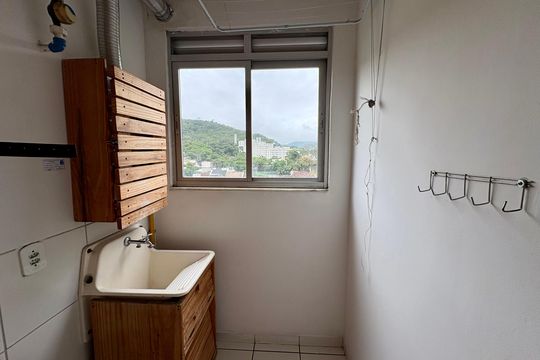 Área de Serviço de apartamento para alugar com 2 quartos, 54m² em Taquara, Rio de Janeiro