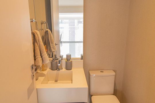 Lavabo de apartamento para alugar com 3 quartos, 146m² em Vila Mariana, São Paulo