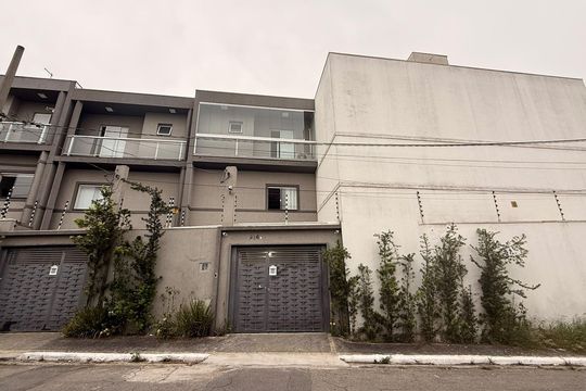 Fachada de casa para alugar com 2 quartos, 108m² em Vila Marieta, São Paulo