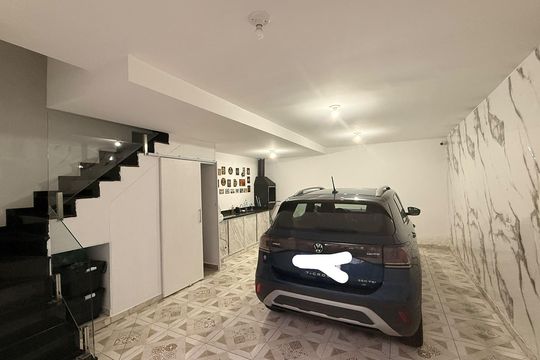 Garagem de casa para alugar com 2 quartos, 108m² em Vila Marieta, São Paulo