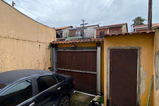 Garagem de casa à venda com 3 quartos, 138m² em City Bussocaba, Osasco