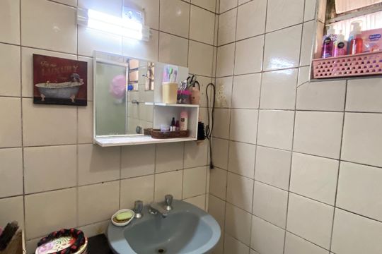 Banheiro de casa à venda com 3 quartos, 138m² em City Bussocaba, Osasco