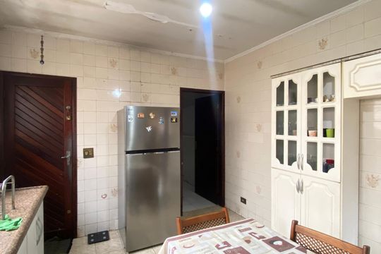 Cozinha de casa à venda com 3 quartos, 138m² em City Bussocaba, Osasco