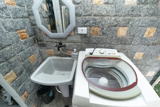 Área de serviço - tanque de casa à venda com 3 quartos, 150m² em Campo Grande, Rio de Janeiro