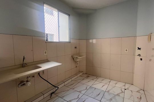 Cozinha de apartamento para alugar com 2 quartos, 45m² em Santa Terezinha, Piracicaba