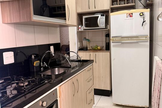 Cozinha de apartamento para alugar com 2 quartos, 56m² em Bairro Jardim Nossa Senhora das Graças, Cotia