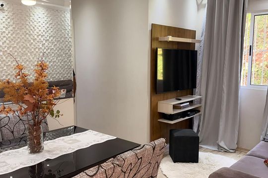 Sala de apartamento para alugar com 2 quartos, 56m² em Bairro Jardim Nossa Senhora das Graças, Cotia