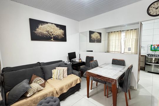 Casa à venda com 2 quartos, 58m² em Centro, Santo André