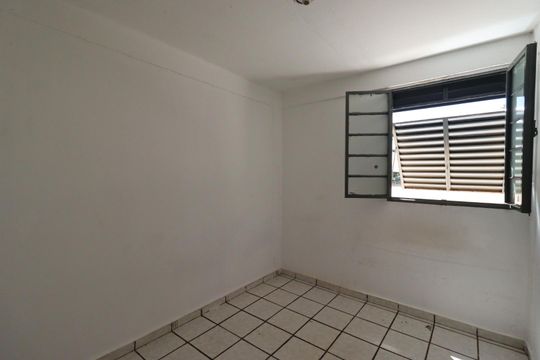 Quarto 2 de apartamento para alugar com 2 quartos, 55m² em Vila Virginia, Ribeirão Preto