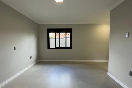Casa à venda com 3 quartos, 130m² em Cristo Rei, São Leopoldo