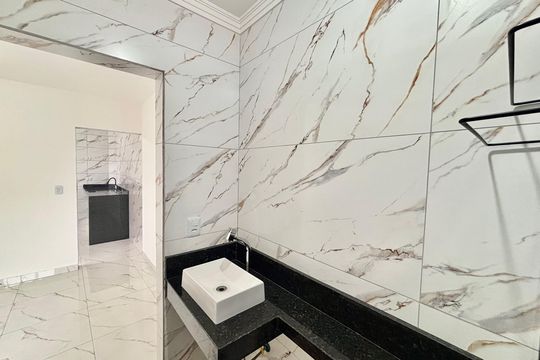 Banheiro de casa para alugar com 1 quarto, 30m² em Cidade Antônio Estêvão de Carvalho, São Paulo
