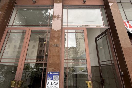 Apartamento para alugar com 3 quartos, 130m² em República, São Paulo