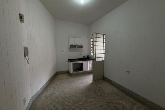 Apartamento para alugar com 3 quartos, 130m² em República, São Paulo